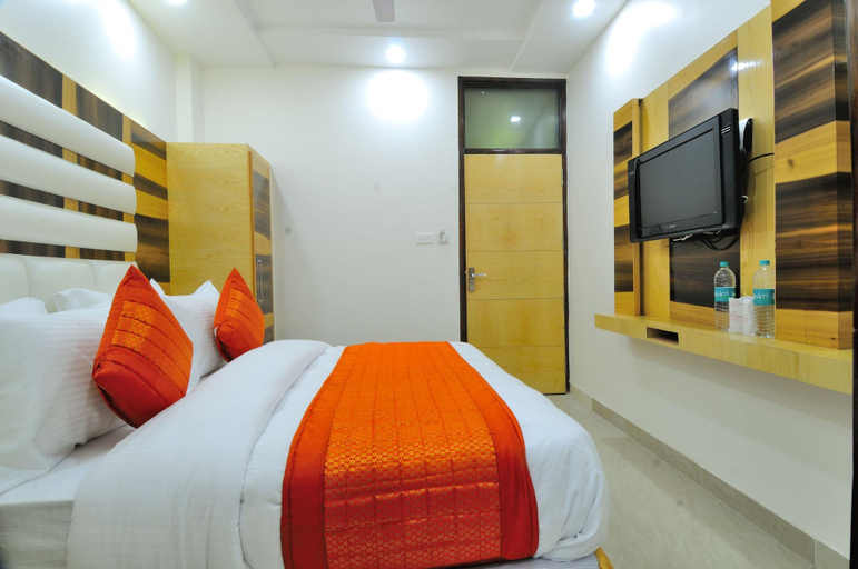 Public Area 2, The Gold Inn, Delhi