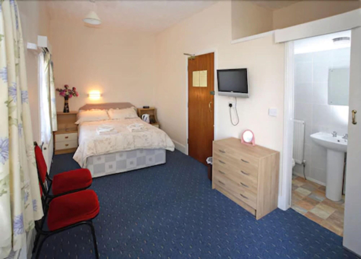 Bedroom 3, Hotel Victoria, Norfolk