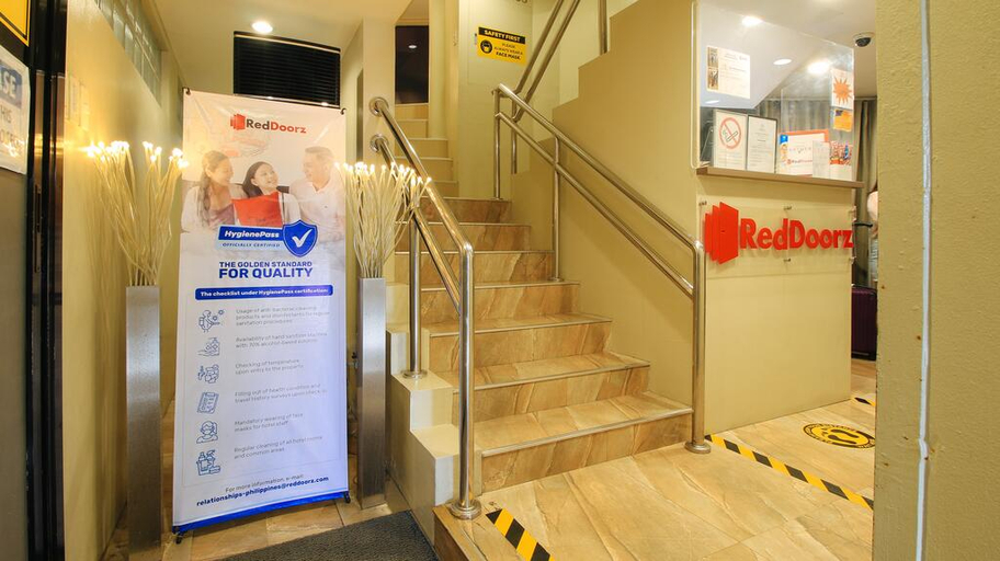 Others 5, RedDoorz @ Hotel Rosemarie, Pasay City