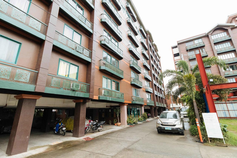 Exterior & Views 2, RedDoorz @ Moonwalk Paranaque, Parañaque