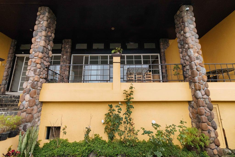 Exterior & Views 5, RedDoorz Plus @ The Ridge Tagaytay, Tagaytay City