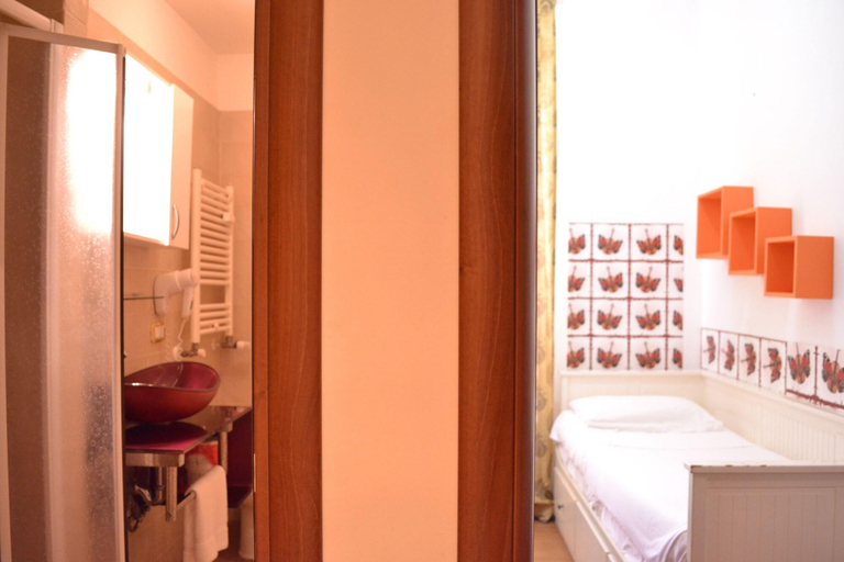 Bedroom 4, Roma Trastevere Relais Guest House, Roma
