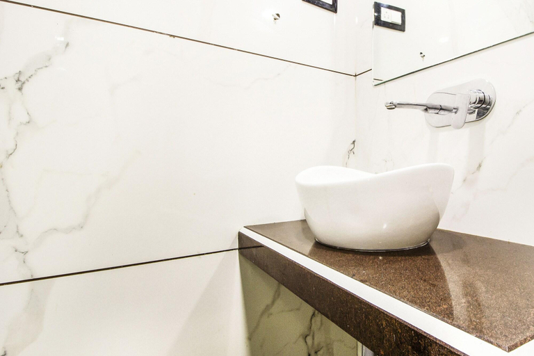 Bathroom 4, FabHotel Rajnandani Residency - Bhanwarkuan, Indore