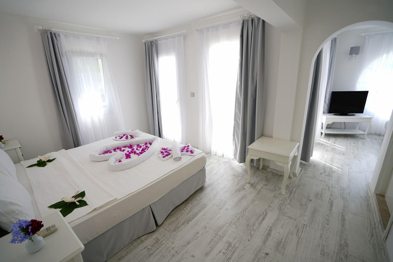 Bedroom 2, Art Suites Hotel Bodrum, Bodrum