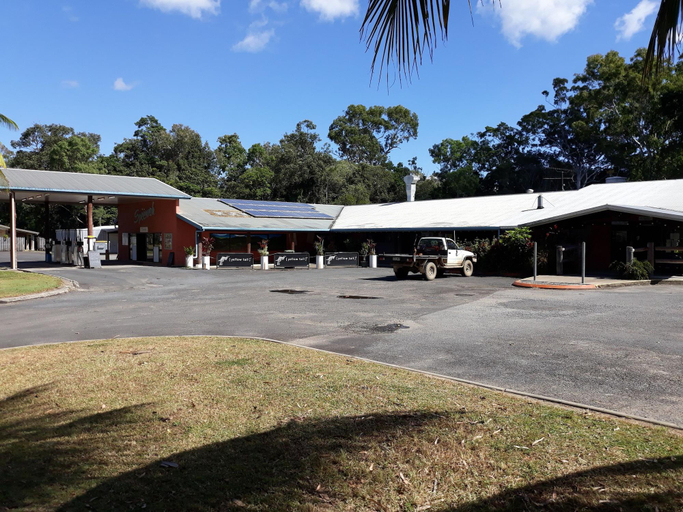 Exterior & Views 2, Speewah Country Tavern, Mareeba