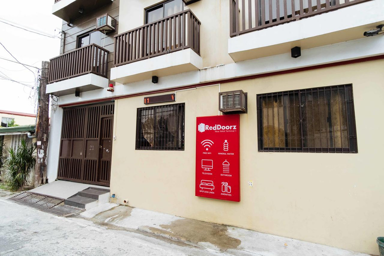 Exterior & Views 2, RedDoorz near NAIA Terminal 1, Pasay City