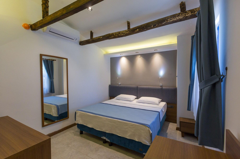 Bedroom 3, Risus Garden Marina Hotel, Kuşadası