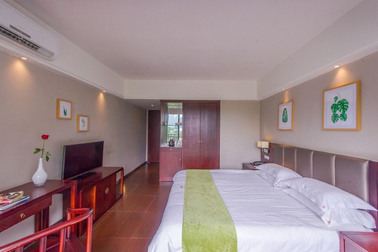 Bedroom 3, Shuiyue Longwan Hotel, Guilin