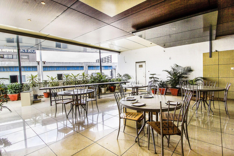 Food & Drinks 5, FabHotel Rajnandani Residency - Bhanwarkuan, Indore