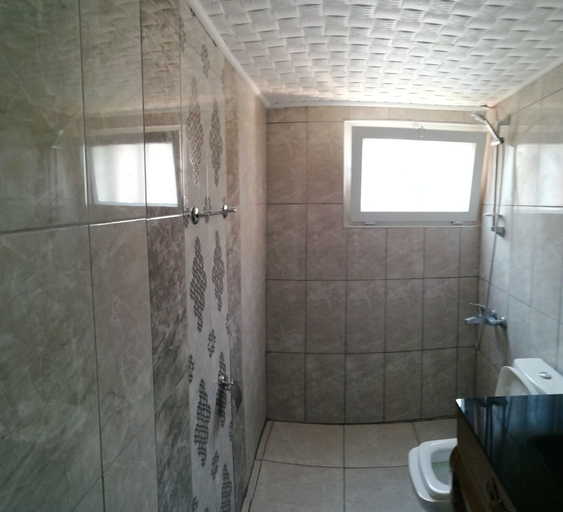 Bathroom 4, Erkal Pansion, Antalya