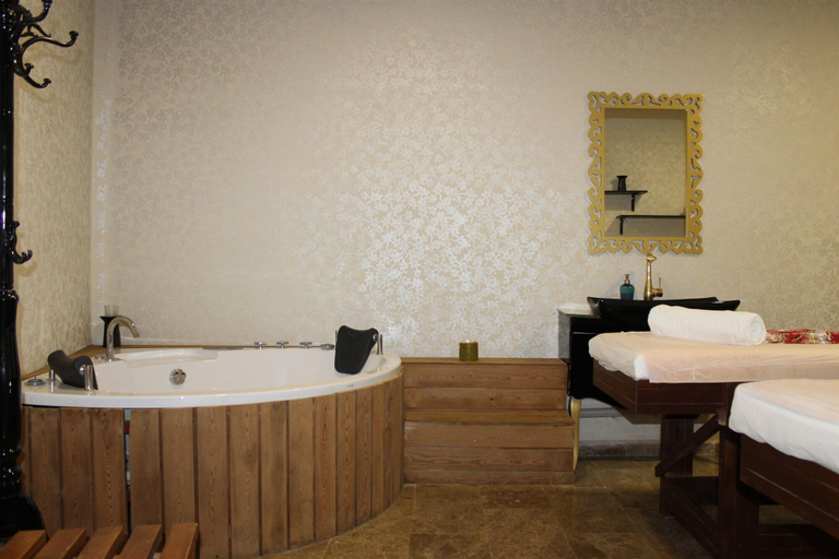 Bathroom 4, Zir Dream Thermal & Spa Hotel, Merkez