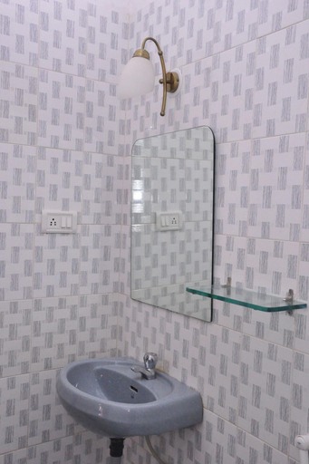 Bathroom 3, Anjuna Blue Resort, North Goa