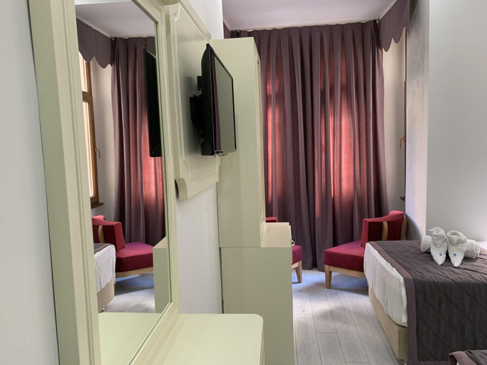 Bedroom 3, Taksim Diamond Hotel, Beyoğlu