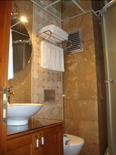 Bathroom 5, Konak Tuncel Efe, Datça