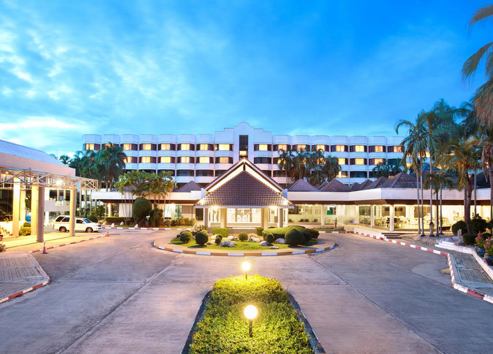 Exterior & Views 2, The Imperial Hotel And Convention Centre Phitsanulok, Muang Phitsanulok