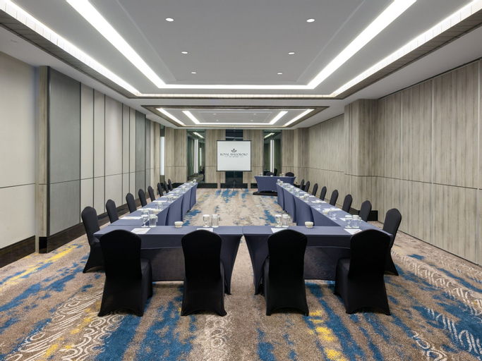 Business Facilities 25