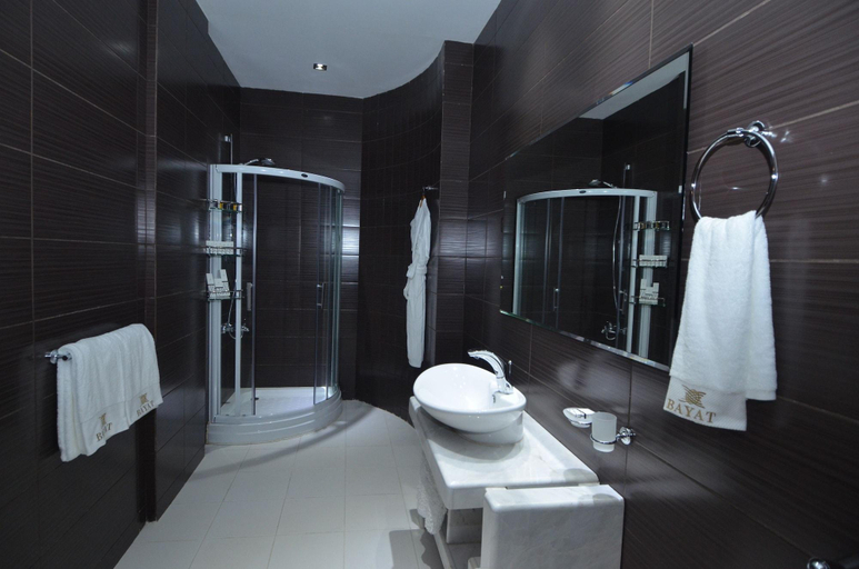 Bathroom 5, Bayat Suites
