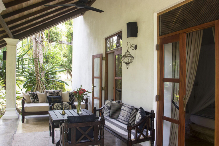 Public Area 3, Why House, Habaraduwa