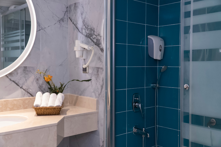 Bathroom 5, Adalya Artside Hotel, Manavgat