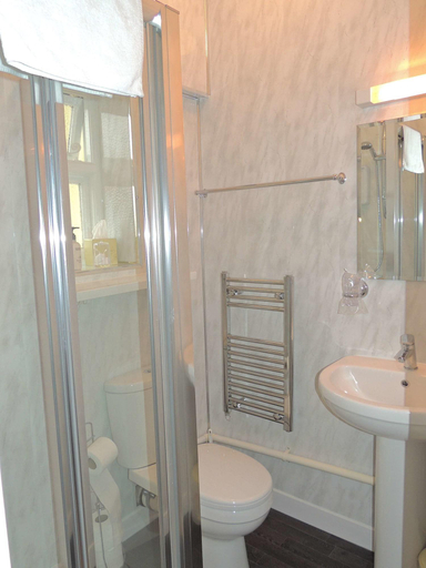 Bathroom 4, Paignton Court, Torbay