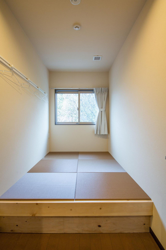 Bedroom 4, Nekokura Hostel, Fukuoka