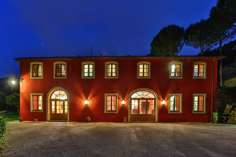 Exterior & Views 2, La dimora dell'inventore luxury B&B, Lucca