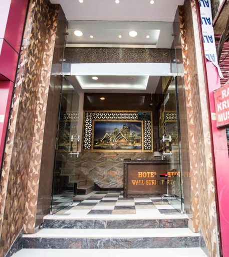 Public Area, Hotel Wallstreet, Delhi