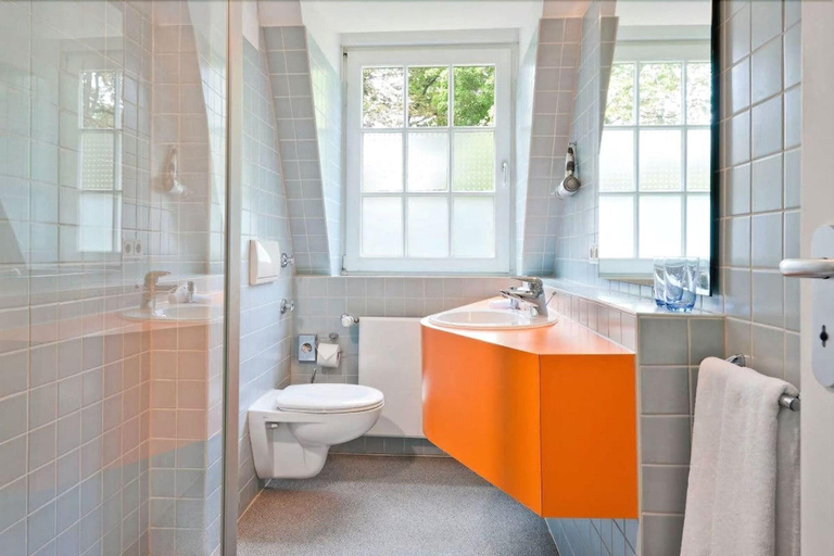 Bathroom 4, Les Jardins Blankenese, Hamburg