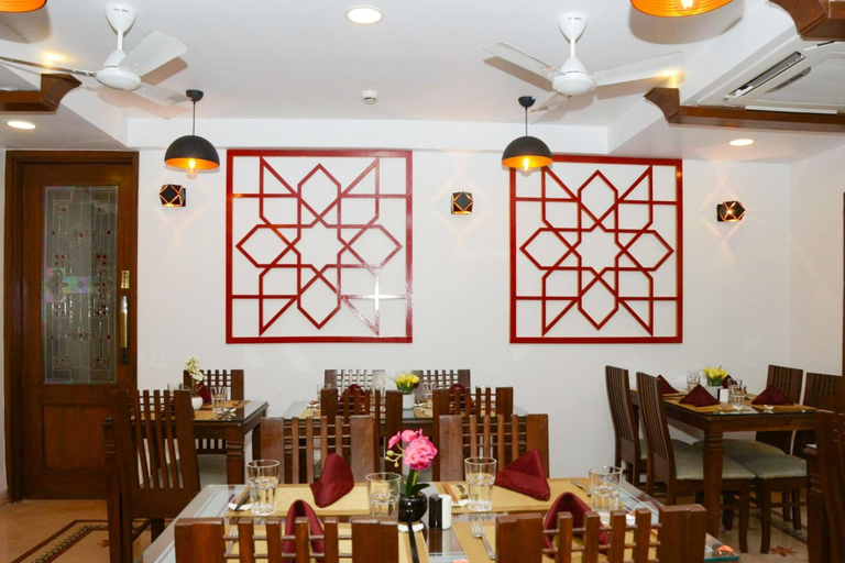 Food & Drinks 4, Comfort Inn Emerald, Ratnagiri