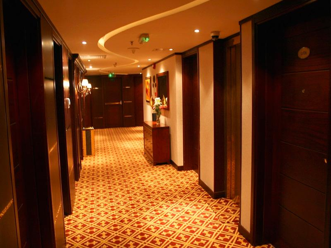 Public Area 4, TRIANON ROYAL HOTEL, Abu Dhabi City