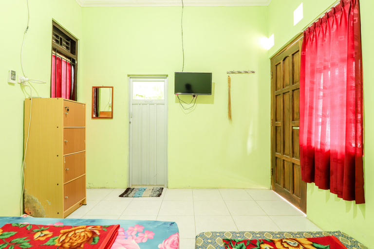 Bedroom 8