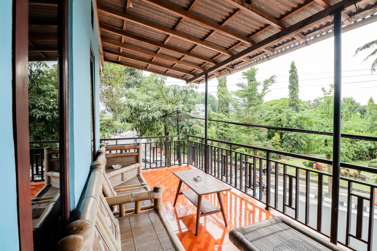 Exterior & Views 4, Penginapan Roro Mendut Syariah, Magelang