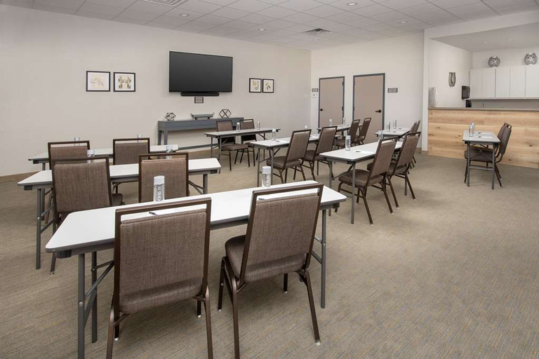 Food & Drinks 5, Country Inn & Suites By Radisson, Humble Iah East, Houston