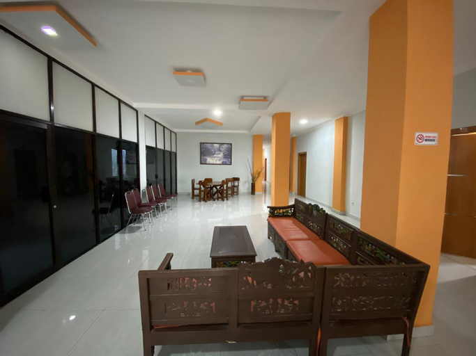Hotel Magellona Makassar RedPartner, Makassar