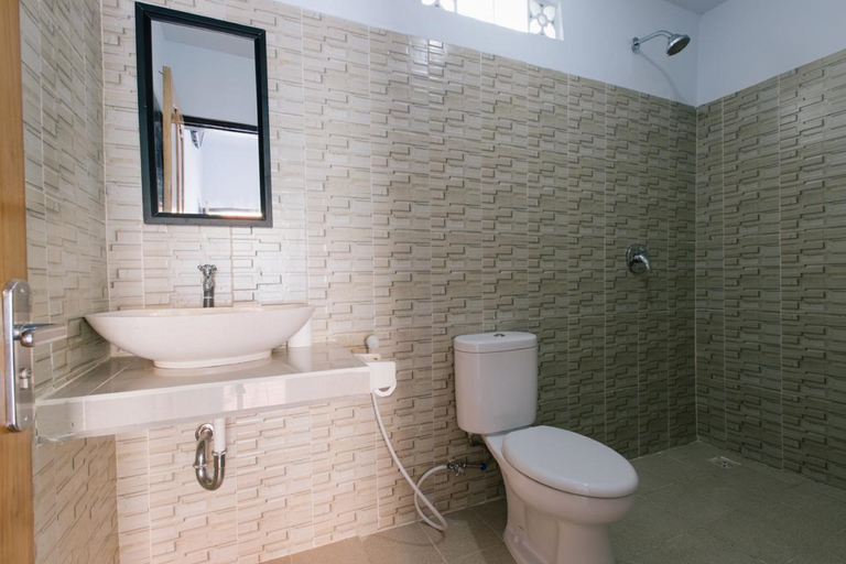 Bathroom 5, Pluto House, Badung