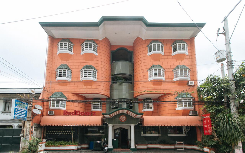 RedDoorz near East Avenue Medical Center, Quezon City