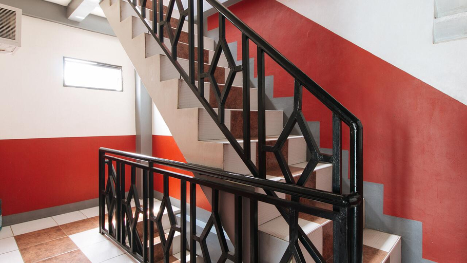 Public Area 2, RedDoorz @ A&F C5 Pinagsama Taguig, Taguig