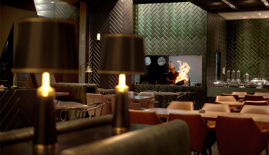Food & Drinks 13