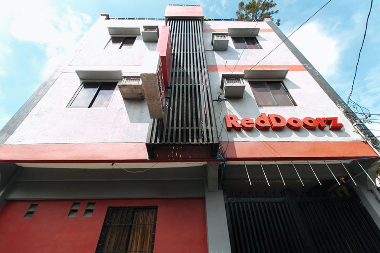 RedDoorz @ A&F C5 Pinagsama Taguig, Taguig