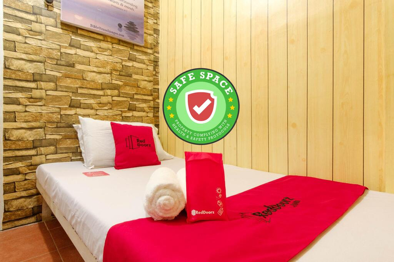 Bedroom 4, RedDoorz near OWWA Pasay, Pasay City