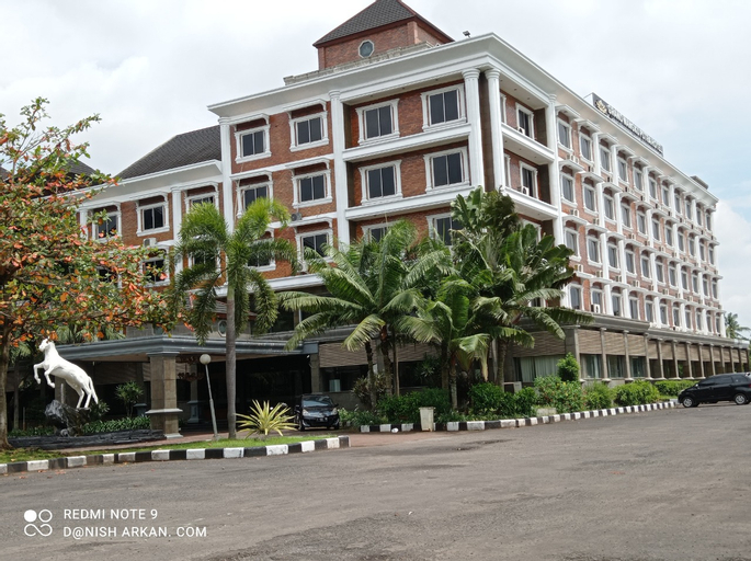 Grand Mangku Putra, Cilegon