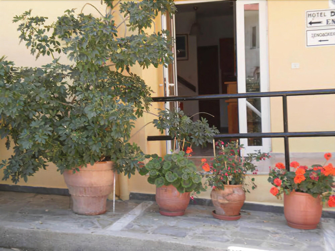 Public Area, Drosia Hotel, Crete