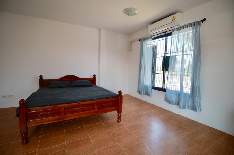 Bedroom 3, BarandBed URT, Phunphin