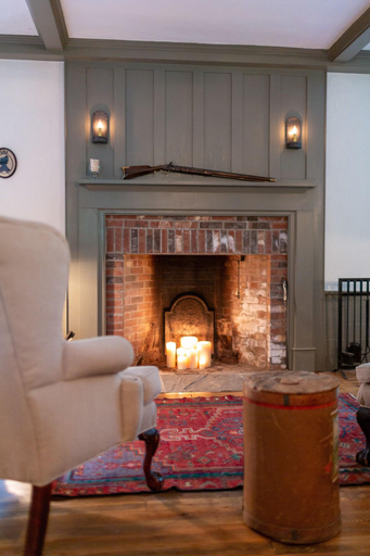 Public Area 3, Stonehill's Farmhouse, Ulster