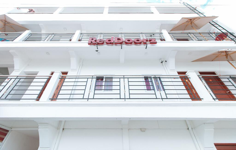 Others 2, RedDoorz near Mercado del Lago, Taguig