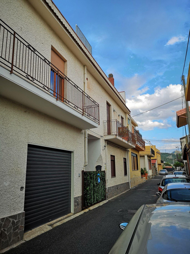 Exterior & Views 2, B&B Torreforte, Messina