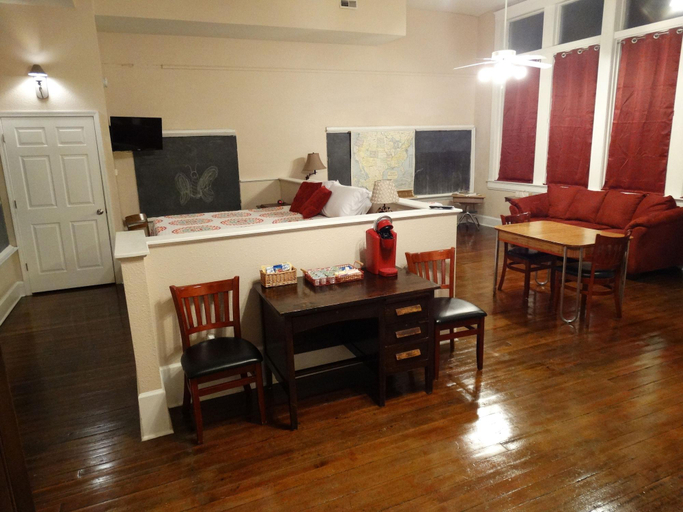 Bedroom 3, Davie School Inn, Union