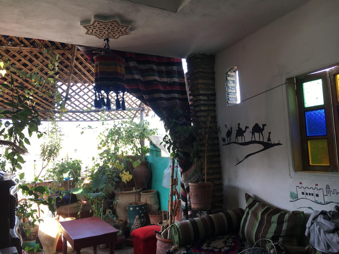 Public Area, Dar Sunrise, Fès