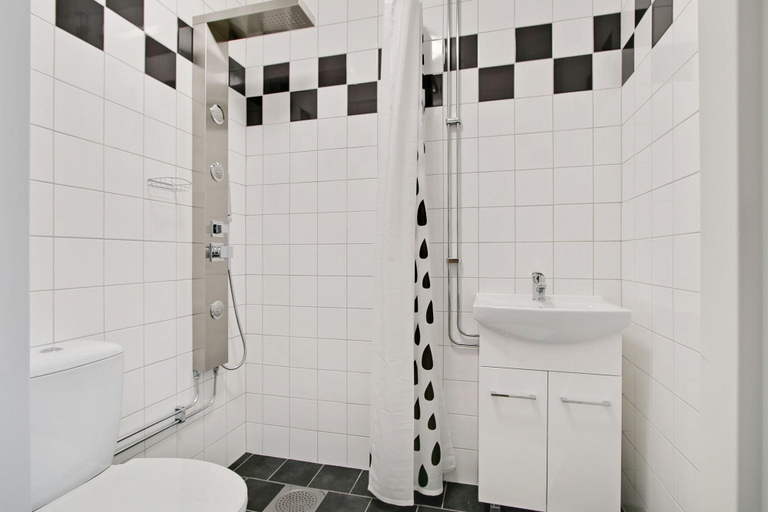 Bathroom 4, Hotell Kringelstaden, Södertälje