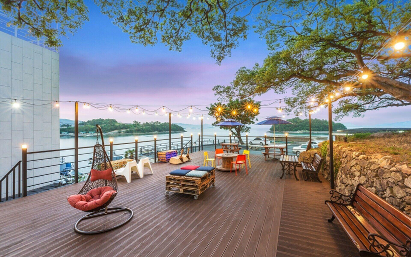 Exterior & Views 2, Ondadoro Hostel, Yeosu